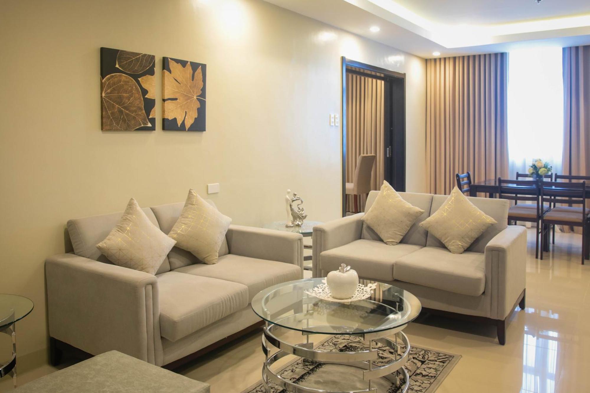 Iloilo Gateway Hotel And Suites Pavia Екстериор снимка