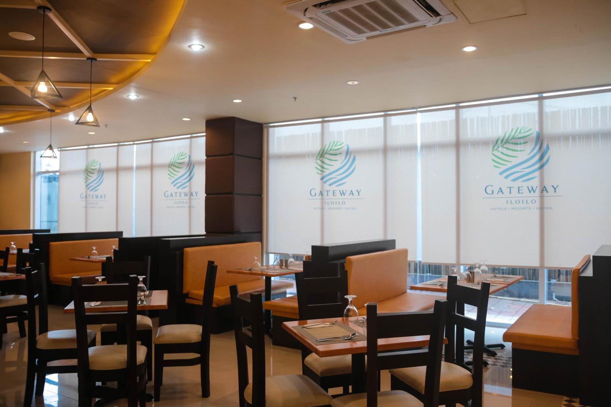 Iloilo Gateway Hotel And Suites Pavia Екстериор снимка